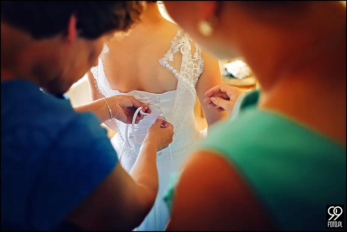 fotograf na wesele kraków,reportaż ślubny bolechowiece,dom weselny u niedźwiedzia