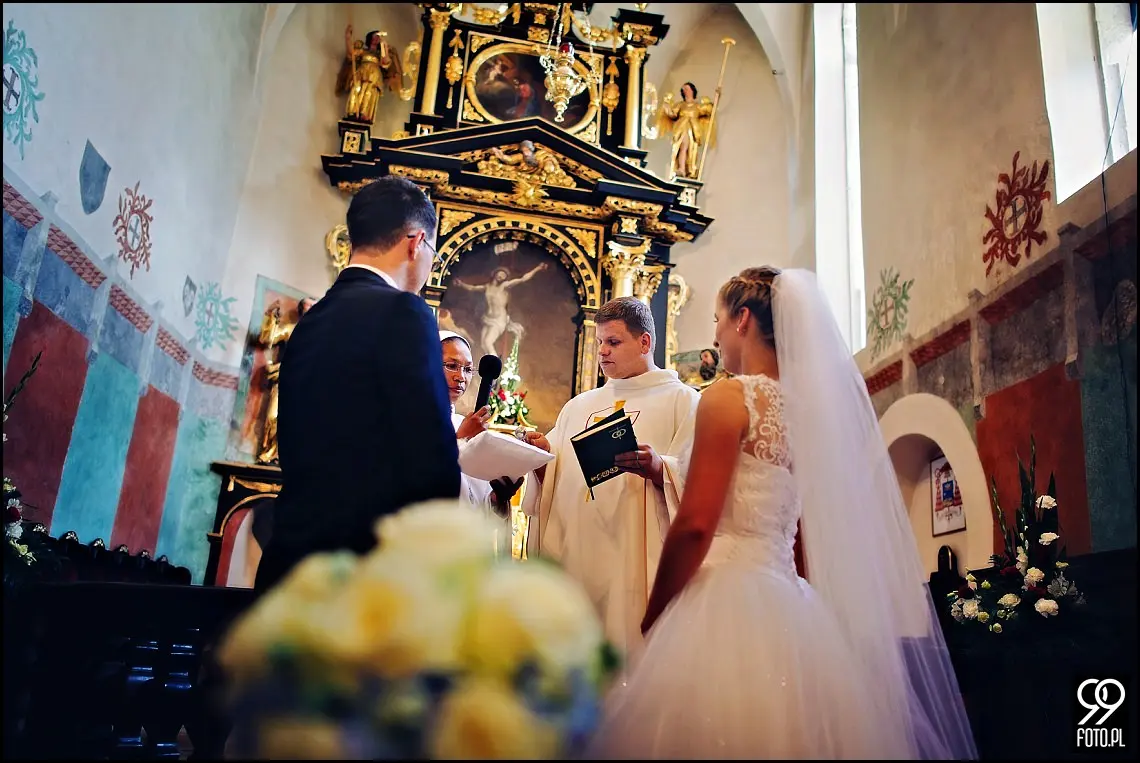 fotograf na wesele kraków,reportaż ślubny bolechowiece,dom weselny u niedźwiedzia