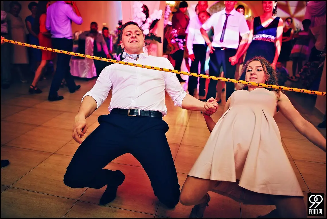 fotograf na wesele kraków,reportaż ślubny bolechowiece,dom weselny u niedźwiedzia