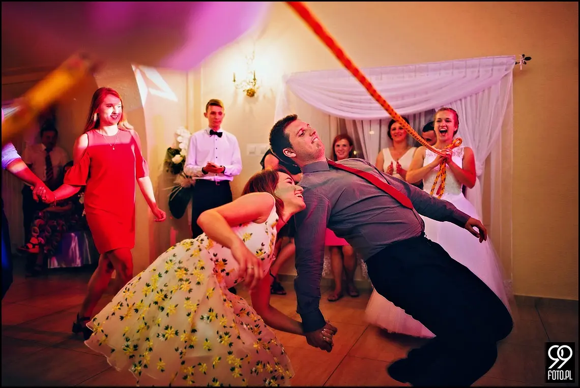 fotograf na wesele kraków,reportaż ślubny bolechowiece,dom weselny u niedźwiedzia