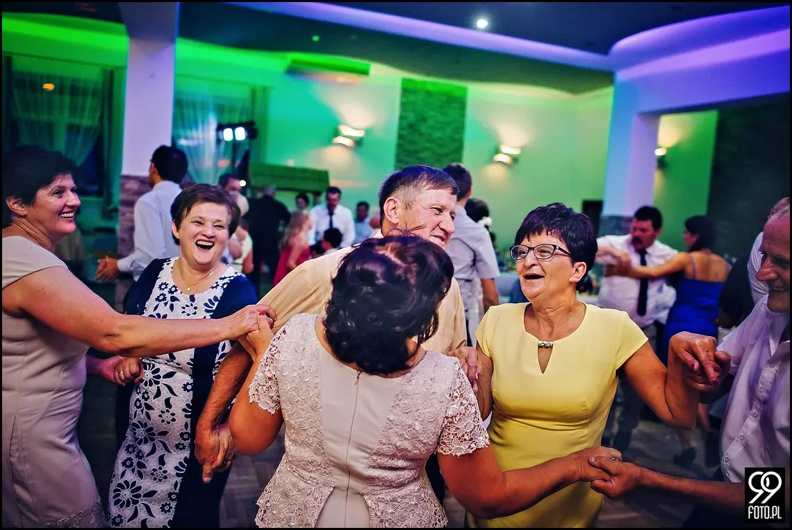 reportaż ślubny kraków,zdjęcia ślubne osp trzemeśnia