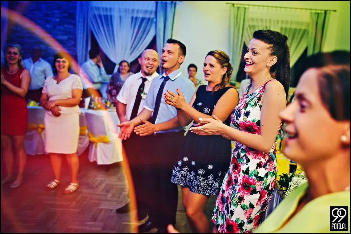 reportaż ślubny kraków,zdjęcia ślubne osp trzemeśnia