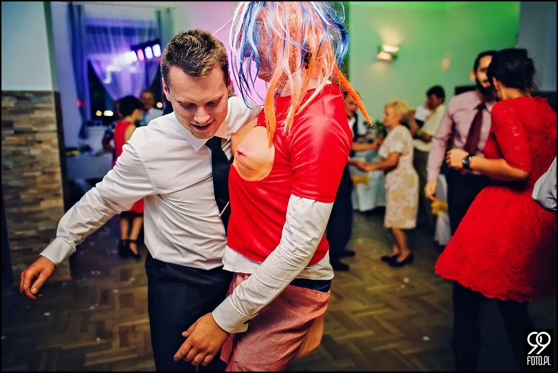 reportaż ślubny kraków,zdjęcia ślubne osp trzemeśnia