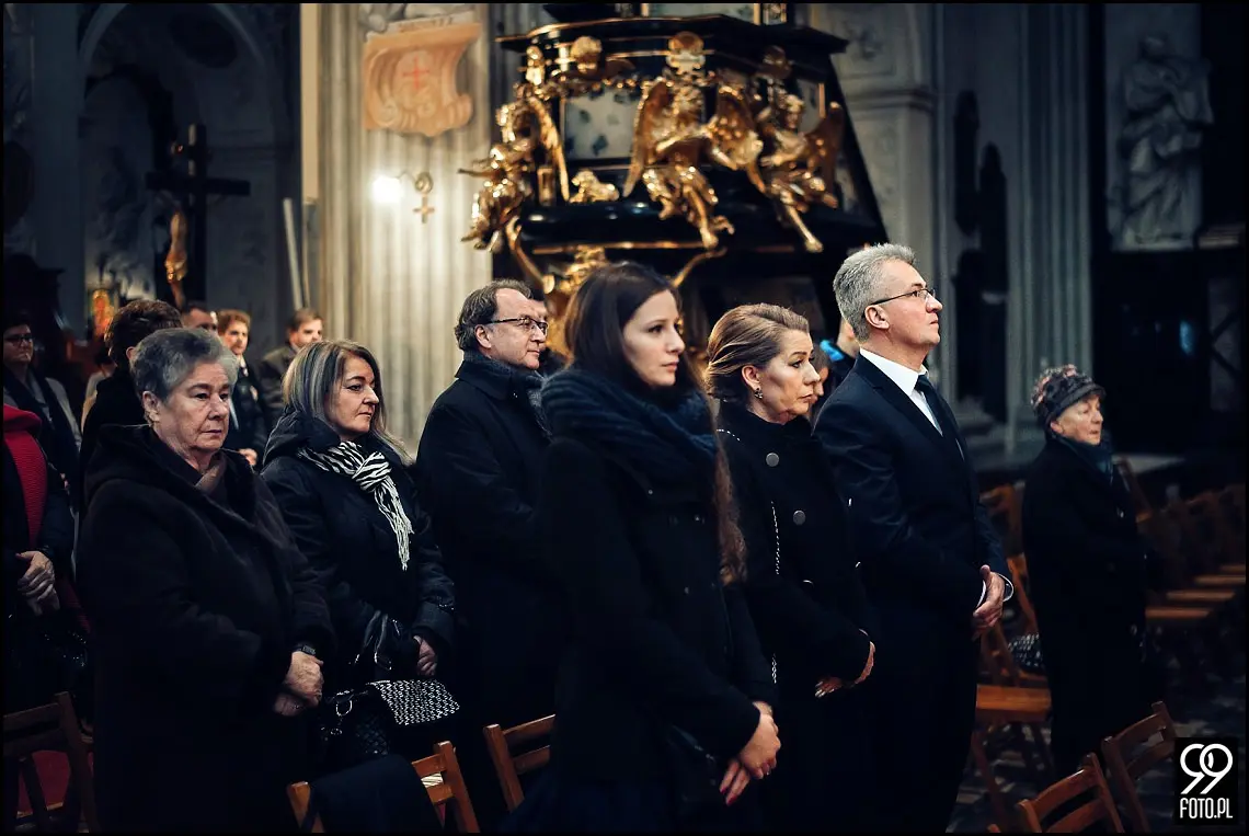 reportaż ślubny kościół Świętej anny kraków,zdjęcia ślubne hotel europejski