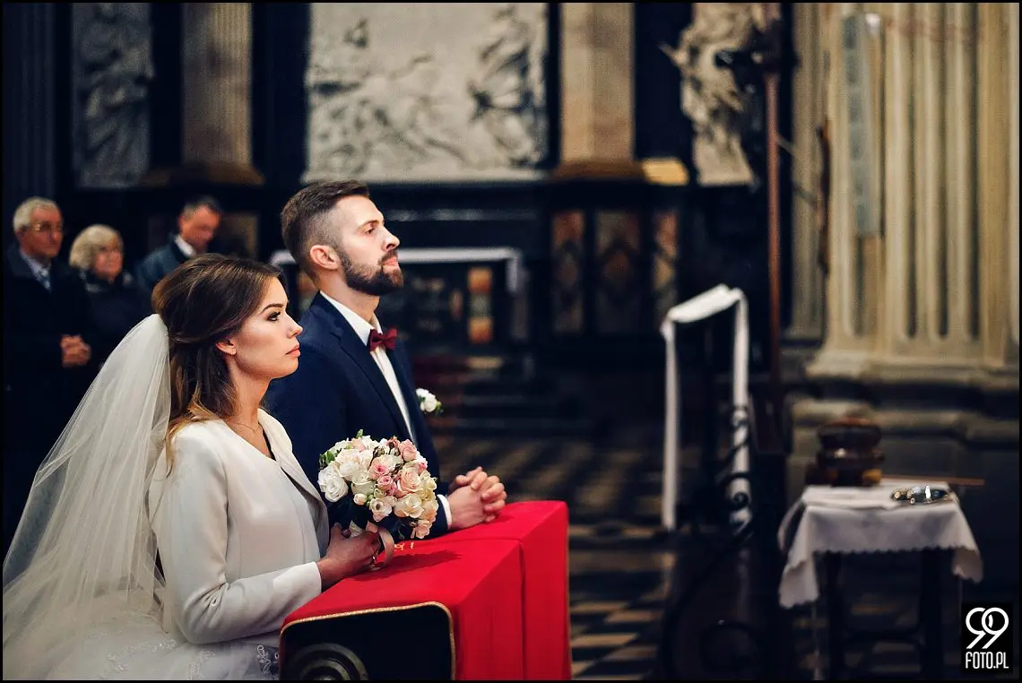 reportaż ślubny kościół Świętej anny kraków,zdjęcia ślubne hotel europejski