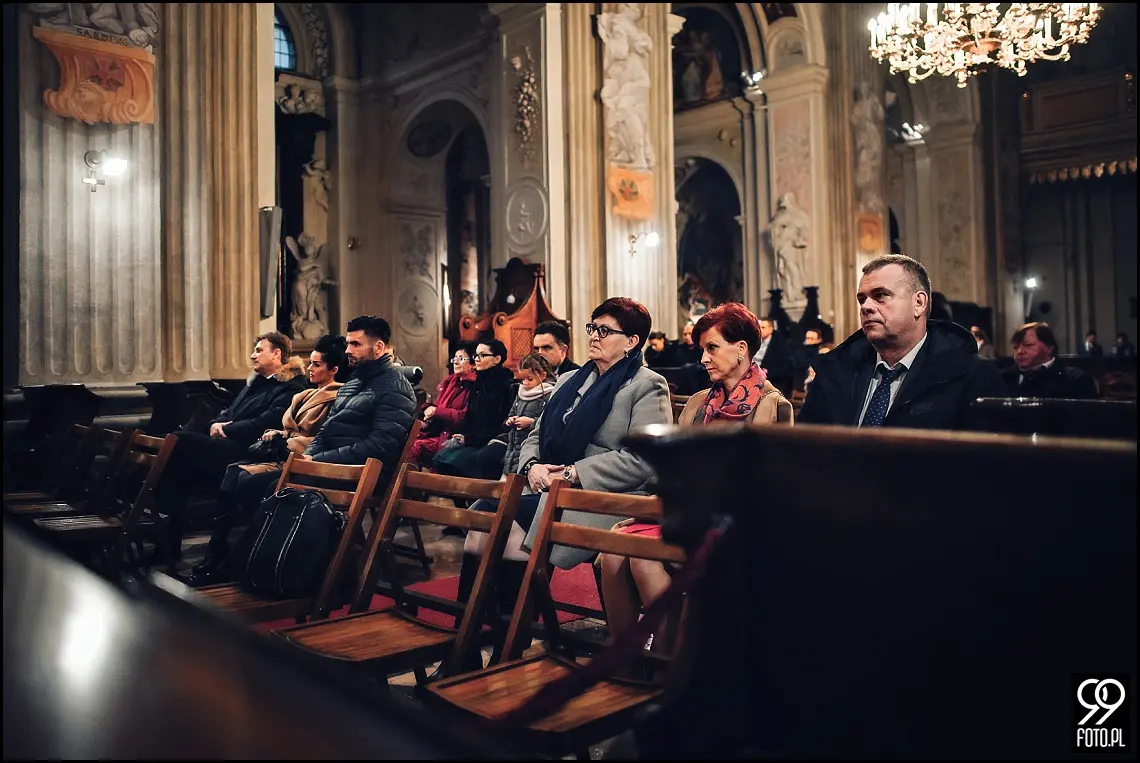 reportaż ślubny kościół Świętej anny kraków,zdjęcia ślubne hotel europejski