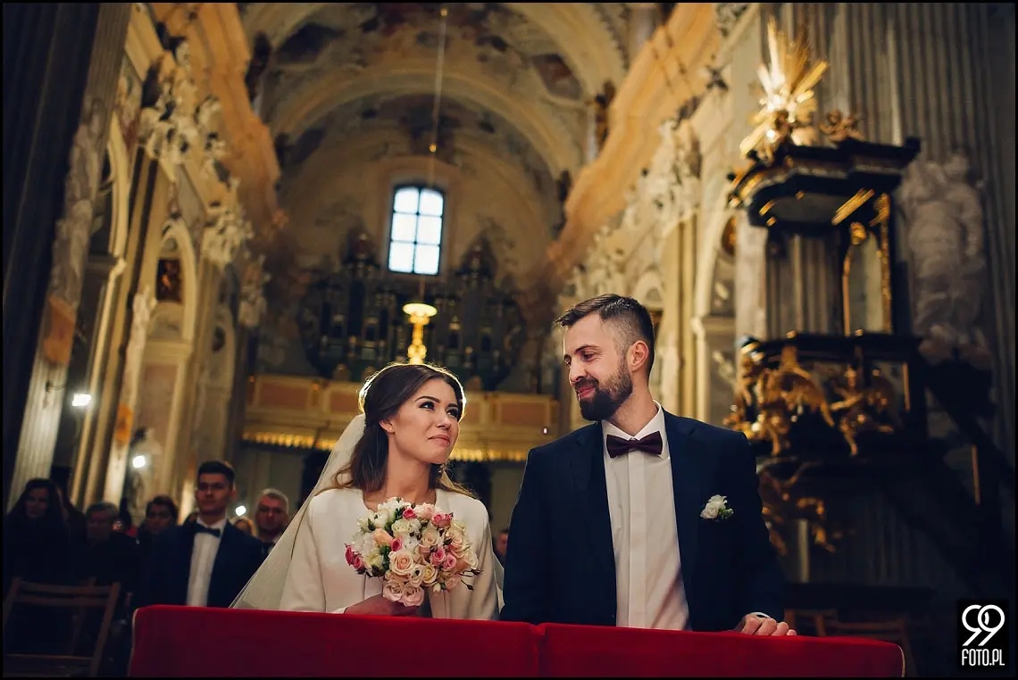reportaż ślubny kościół Świętej anny kraków,zdjęcia ślubne hotel europejski