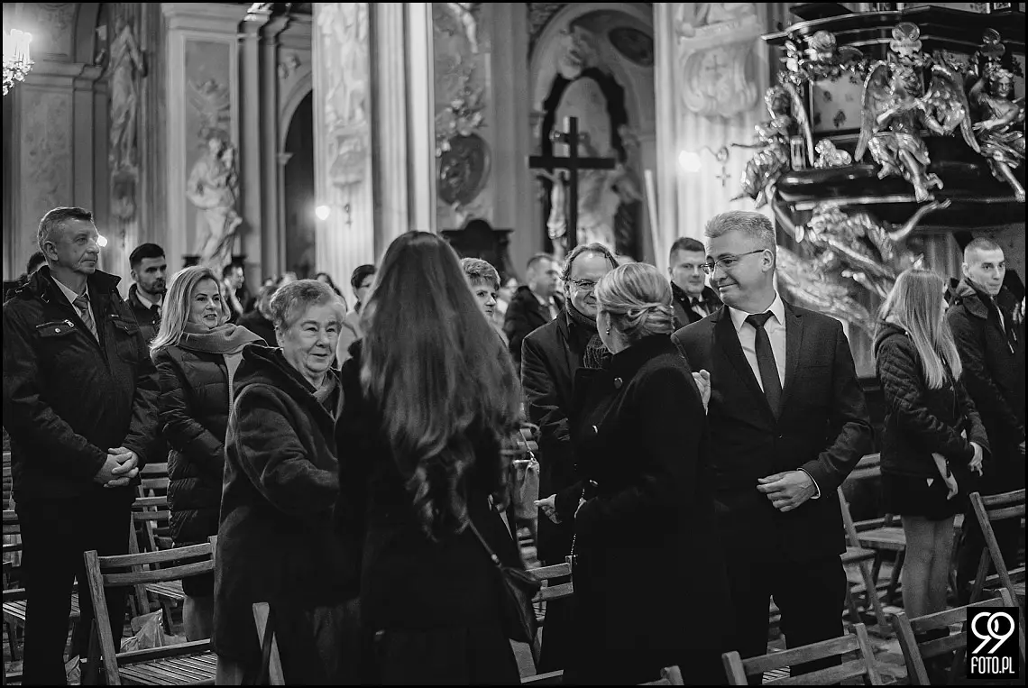 reportaż ślubny kościół Świętej anny kraków,zdjęcia ślubne hotel europejski