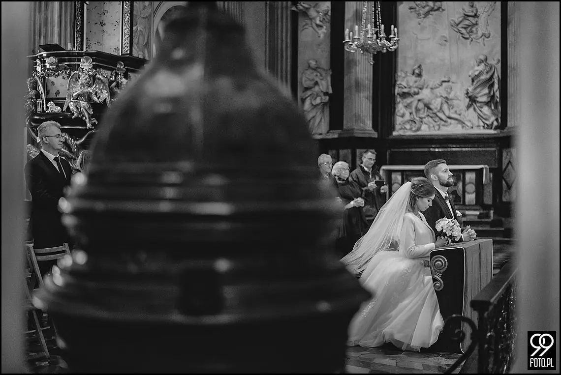 reportaż ślubny kościół Świętej anny kraków,zdjęcia ślubne hotel europejski