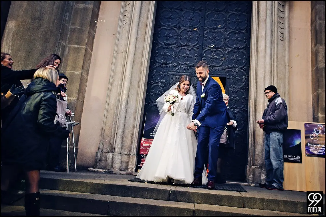 reportaż ślubny kościół Świętej anny kraków,zdjęcia ślubne hotel europejski