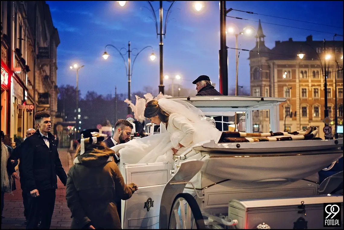 reportaż ślubny kościół Świętej anny kraków,zdjęcia ślubne hotel europejski