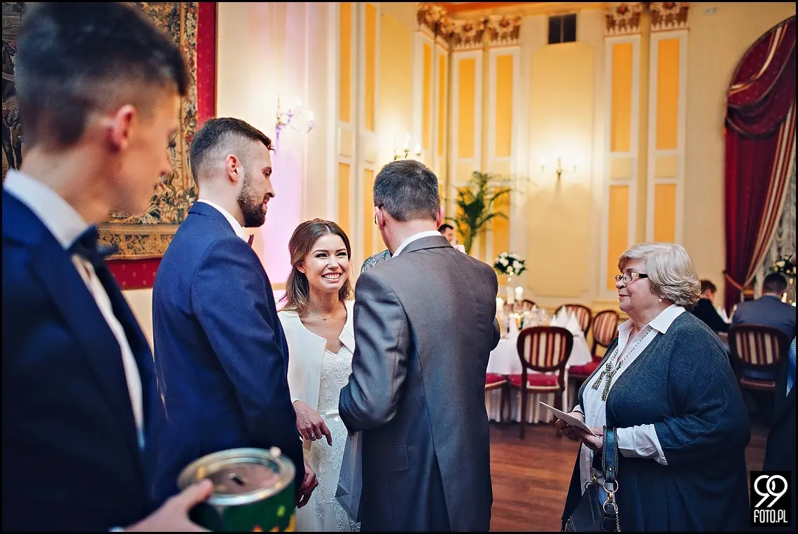 reportaż ślubny kościół Świętej anny kraków,zdjęcia ślubne hotel europejski