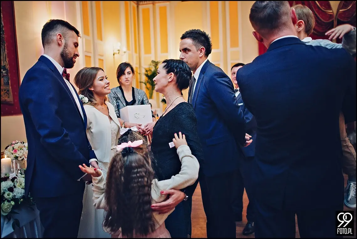 reportaż ślubny kościół Świętej anny kraków,zdjęcia ślubne hotel europejski