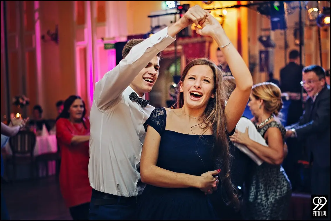 reportaż ślubny kościół Świętej anny kraków,zdjęcia ślubne hotel europejski