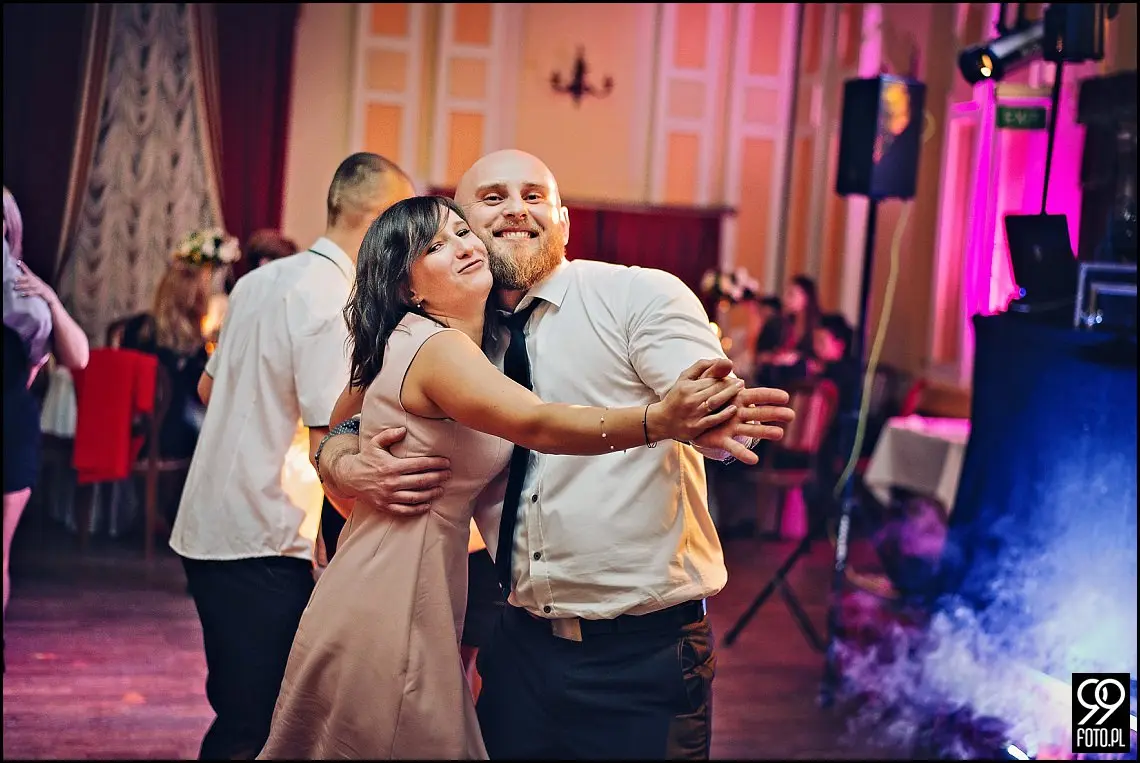 reportaż ślubny kościół Świętej anny kraków,zdjęcia ślubne hotel europejski