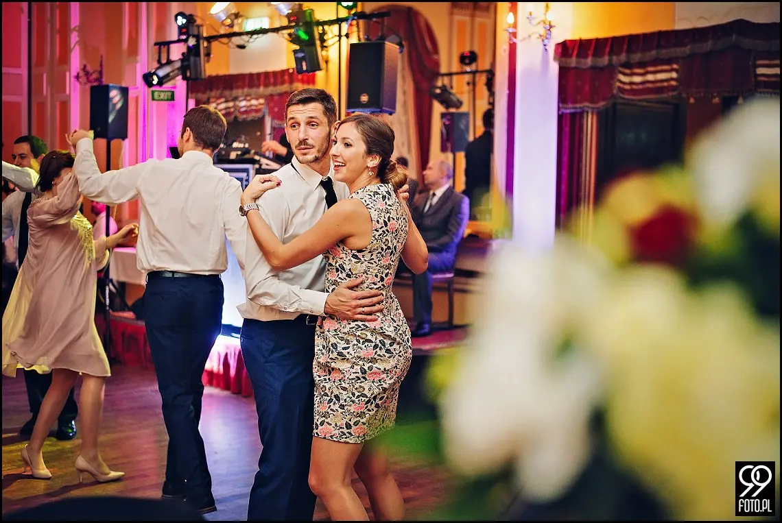 reportaż ślubny kościół Świętej anny kraków,zdjęcia ślubne hotel europejski