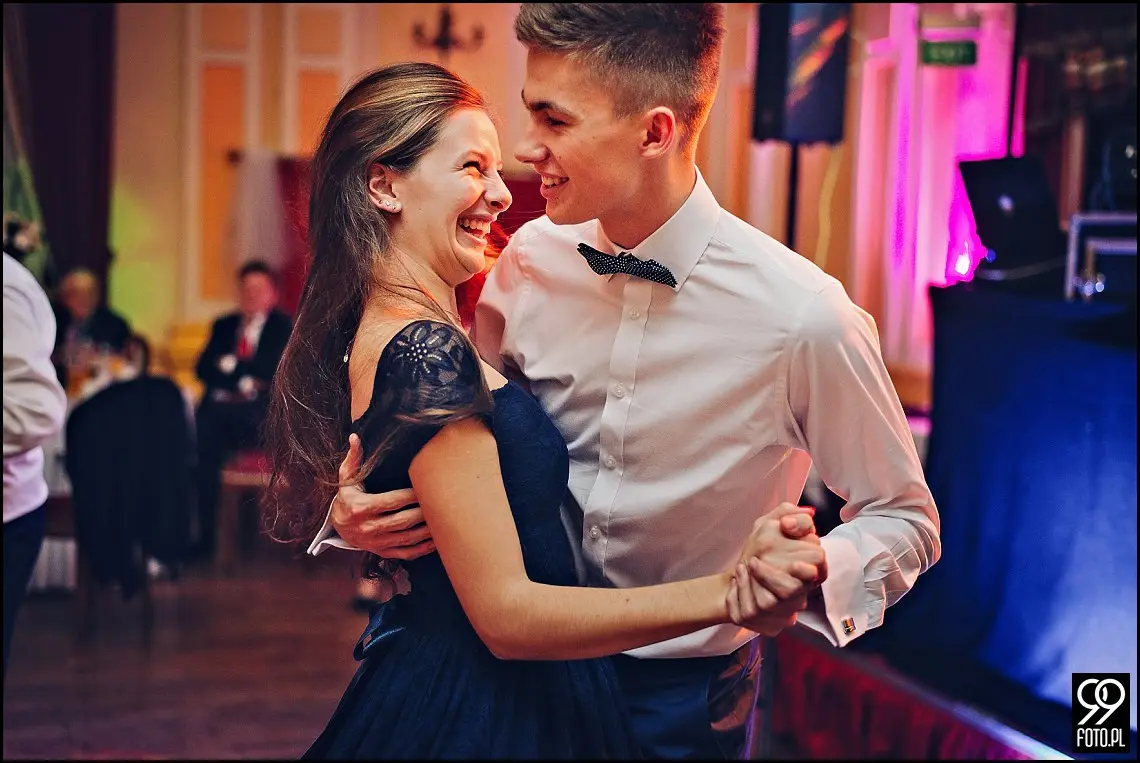 reportaż ślubny kościół Świętej anny kraków,zdjęcia ślubne hotel europejski