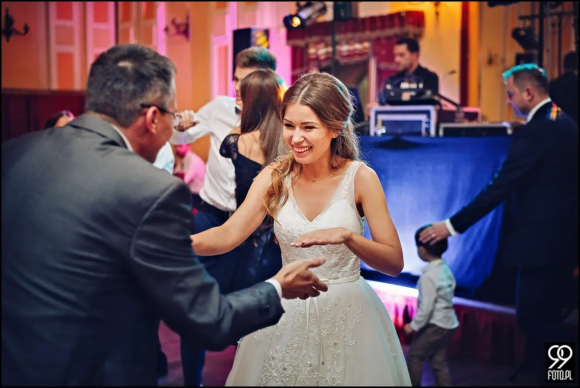 reportaż ślubny kościół Świętej anny kraków,zdjęcia ślubne hotel europejski