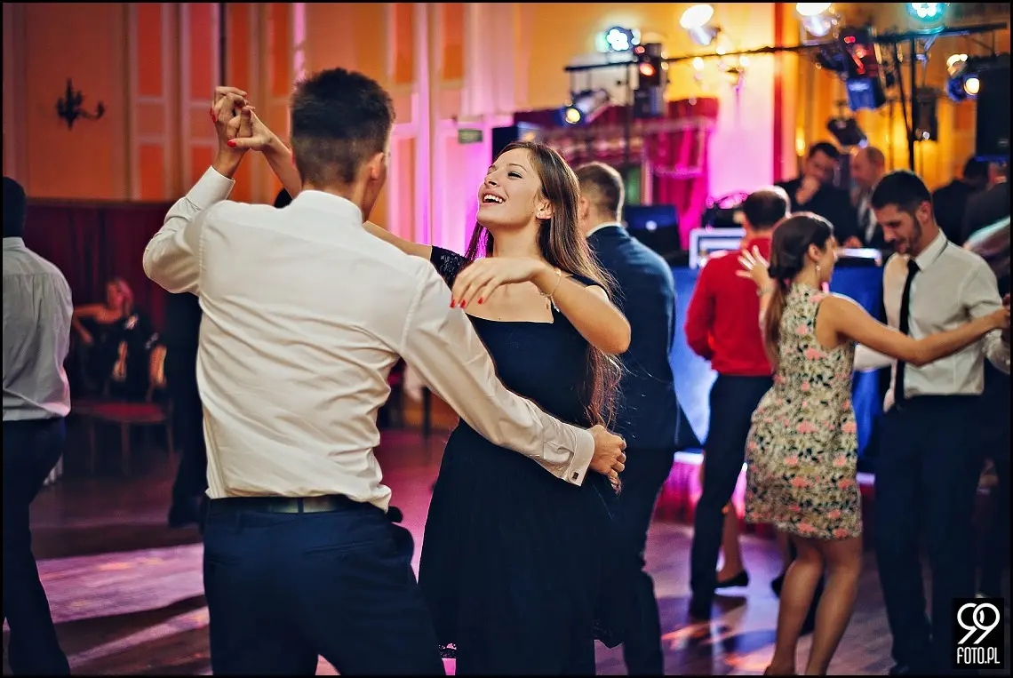 reportaż ślubny kościół Świętej anny kraków,zdjęcia ślubne hotel europejski