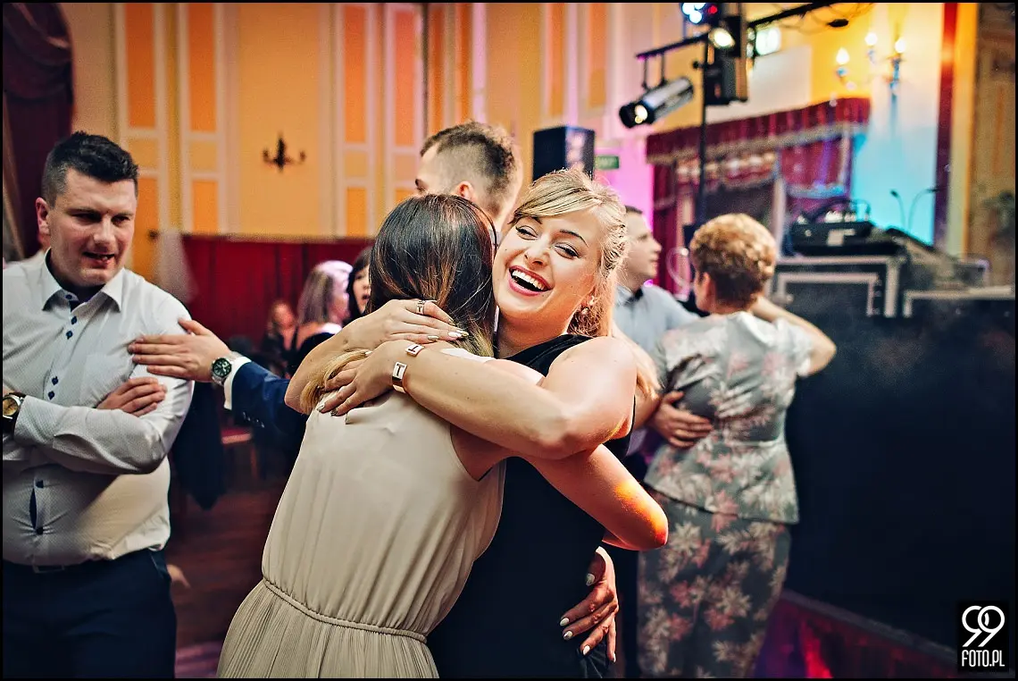 reportaż ślubny kościół Świętej anny kraków,zdjęcia ślubne hotel europejski