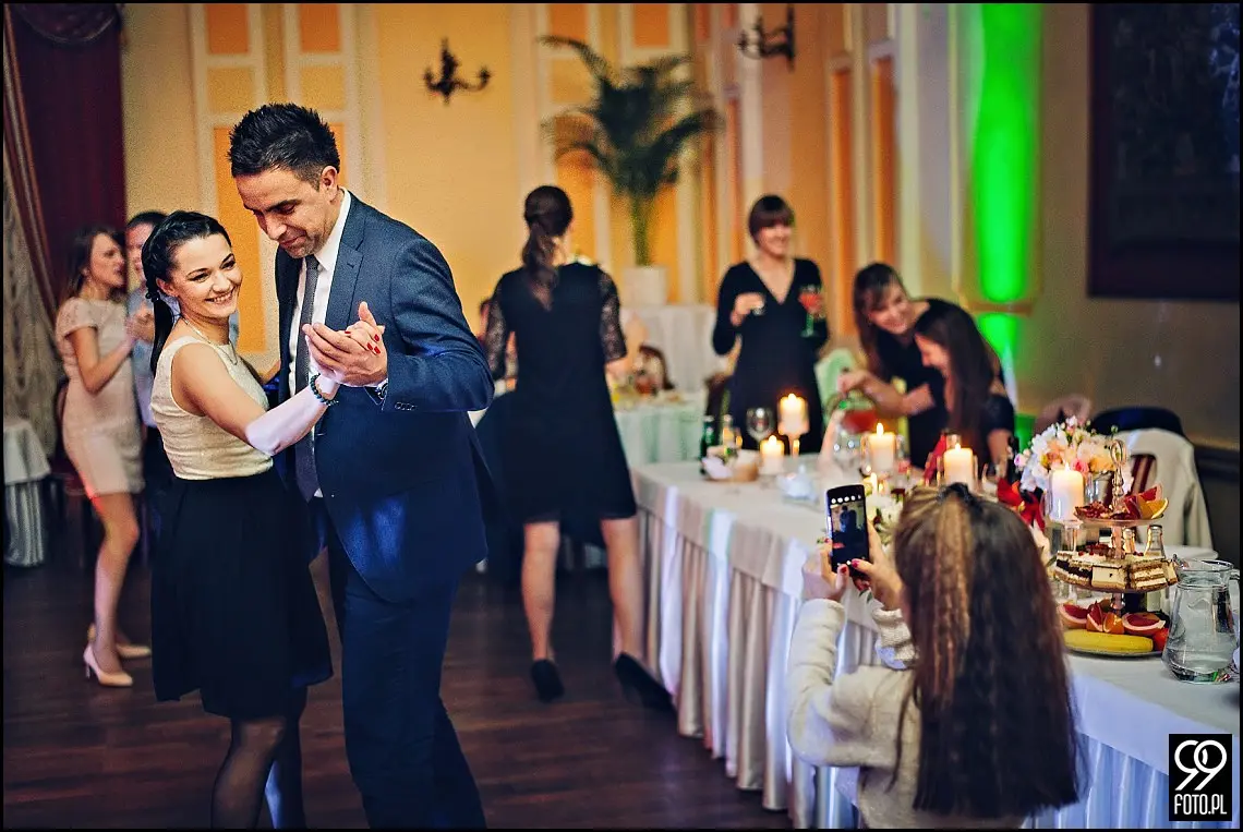 reportaż ślubny kościół Świętej anny kraków,zdjęcia ślubne hotel europejski