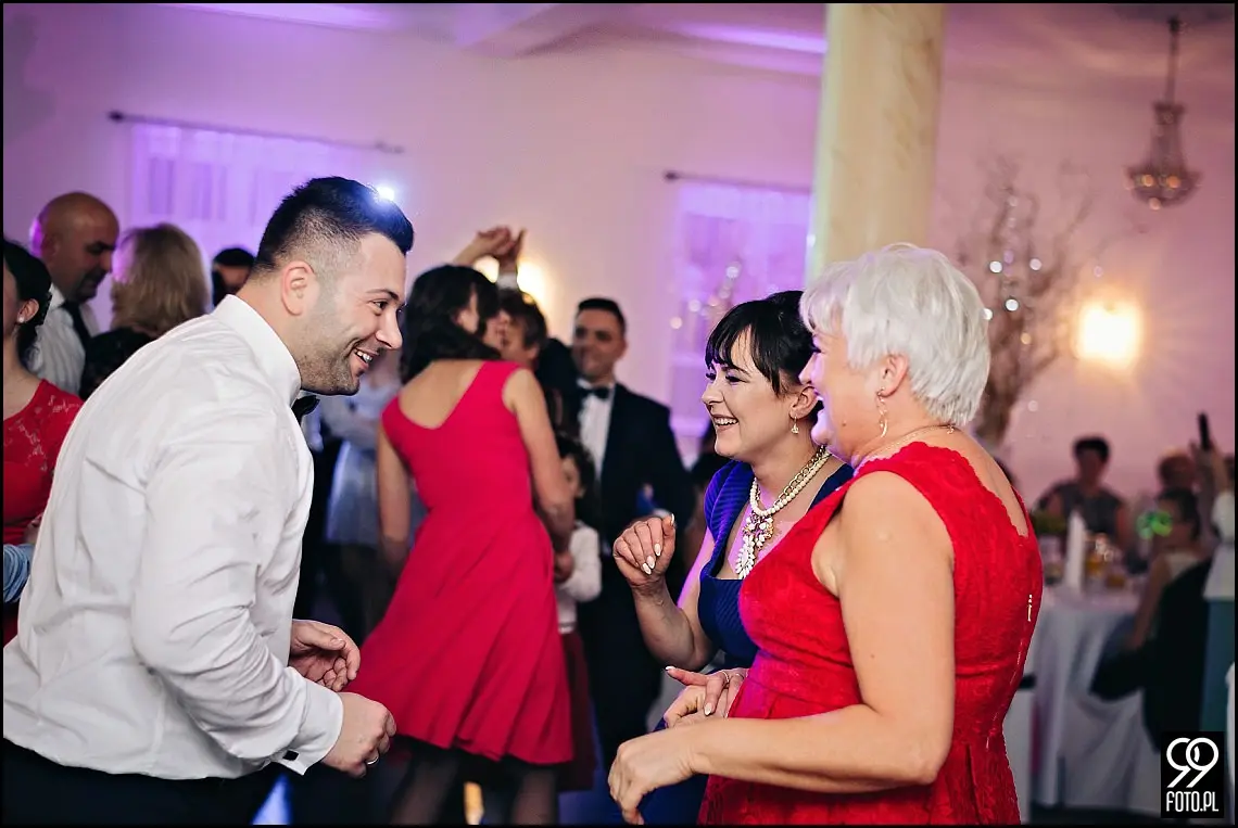 reportaż ślubny kraków,dom weselny akacjowy dwór