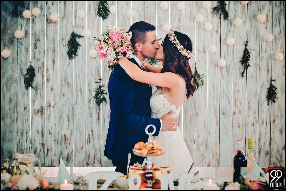 dekoracja sali weselnej,styl rustykalny,osp zawada,fotograf ślubny myślenice