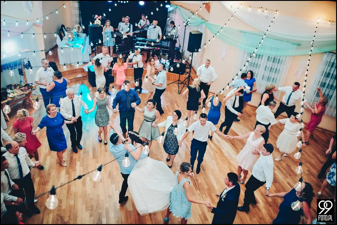 dekoracja sali weselnej,styl rustykalny,osp zawada,fotograf ślubny myślenice