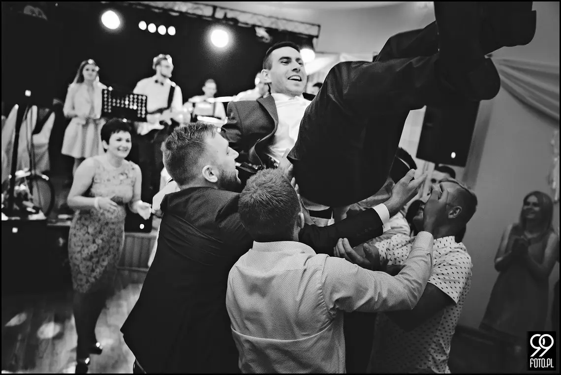 dekoracja sali weselnej,styl rustykalny,osp zawada,fotograf ślubny myślenice