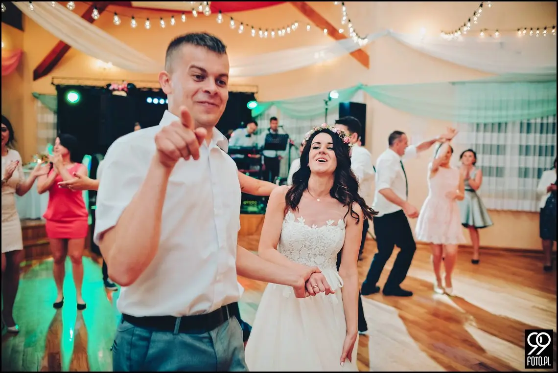 dekoracja sali weselnej,styl rustykalny,osp zawada,fotograf ślubny myślenice