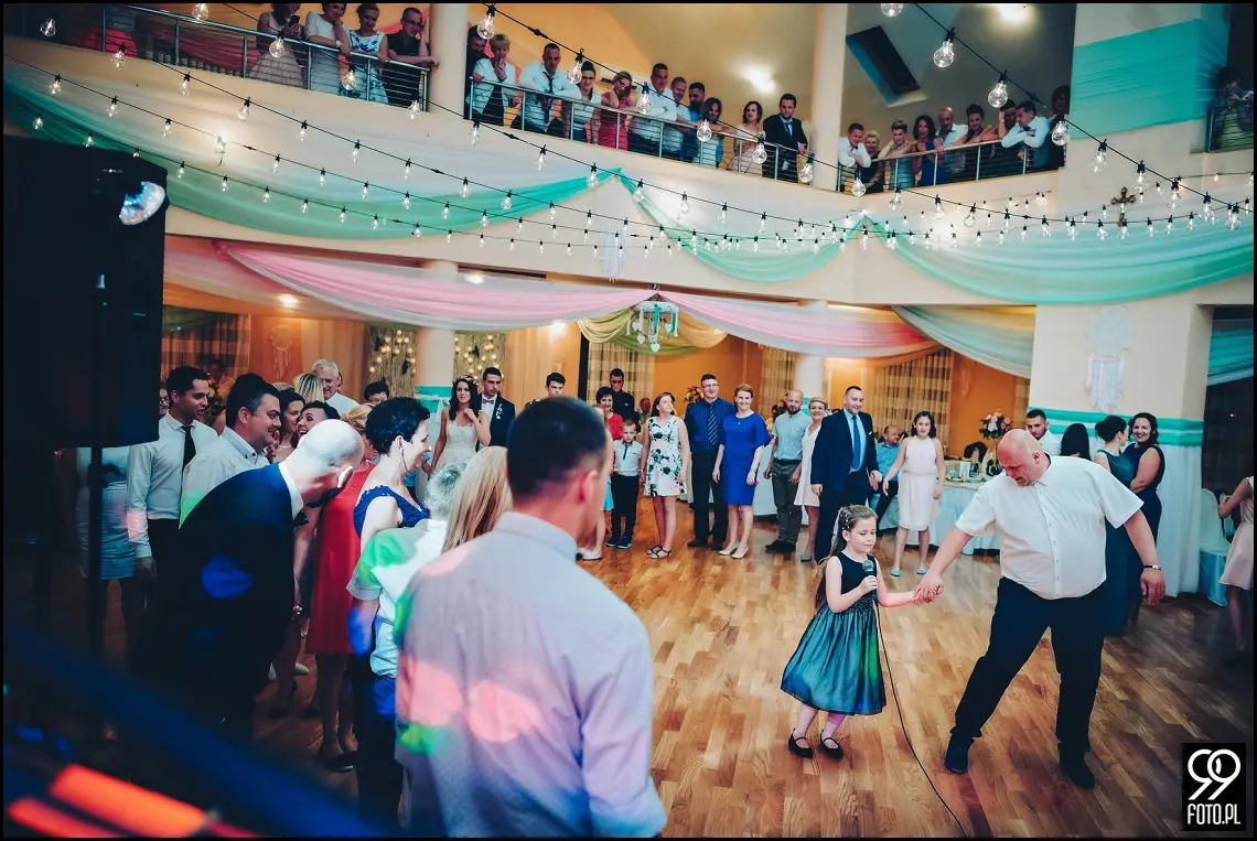 dekoracja sali weselnej,styl rustykalny,osp zawada,fotograf ślubny myślenice