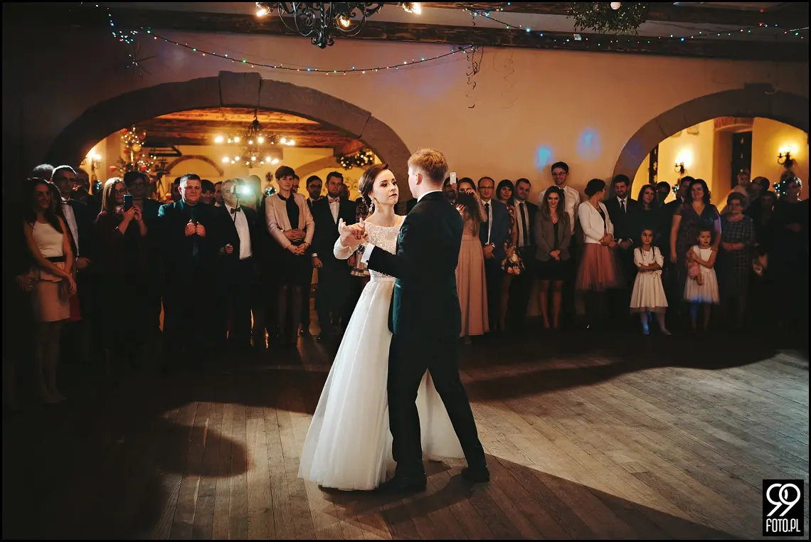 Karczma Pod Kogutkiem Krzywaczka, reportaż ślubny Maków Podhalański