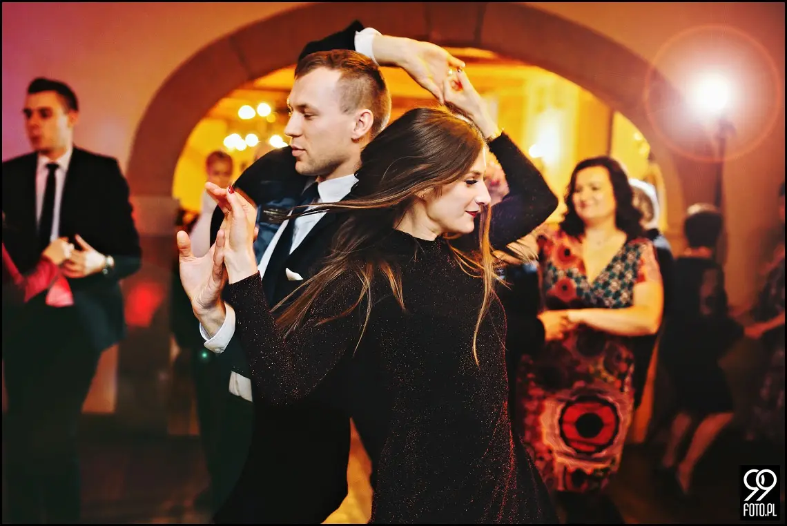 Karczma Pod Kogutkiem Krzywaczka, reportaż ślubny Maków Podhalański