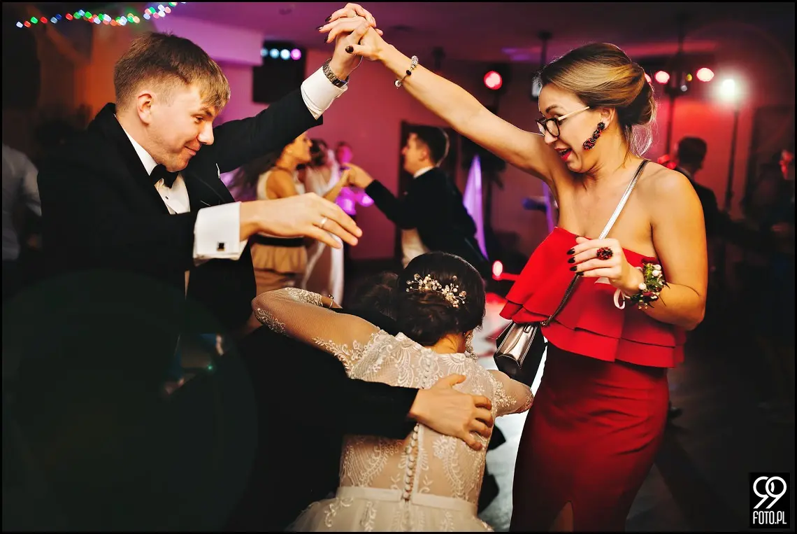 Karczma Pod Kogutkiem Krzywaczka, reportaż ślubny Maków Podhalański