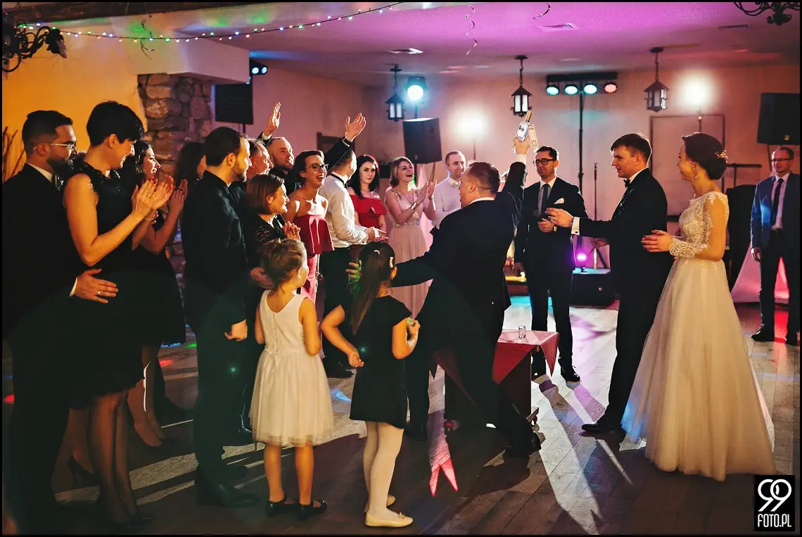 Karczma Pod Kogutkiem Krzywaczka, reportaż ślubny Maków Podhalański