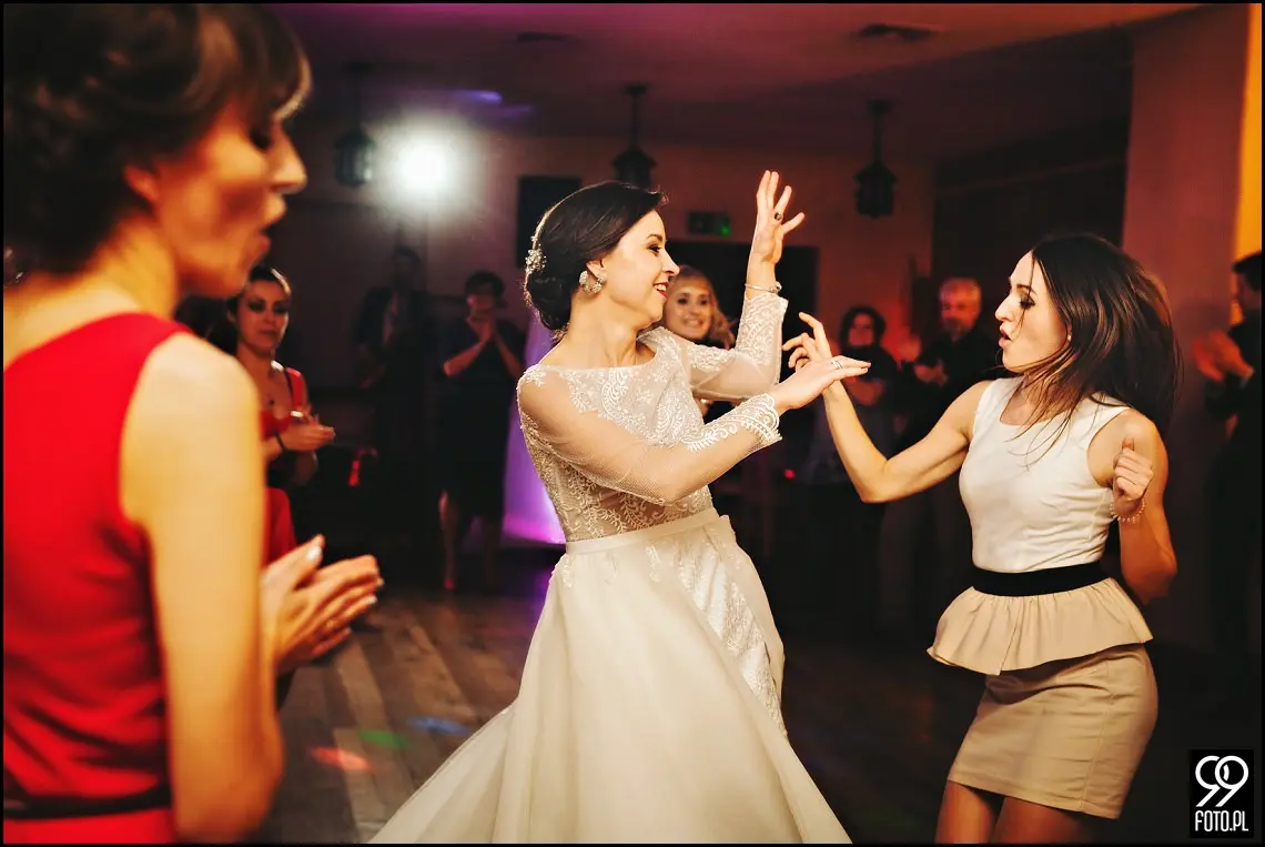 Karczma Pod Kogutkiem Krzywaczka, reportaż ślubny Maków Podhalański