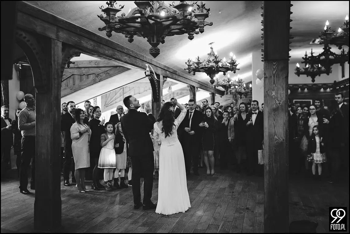 Dom weselny w Jabłonce, zdjęcia ślubne Przystań w Kabanosie, fotograf na wesele Jabłonka
