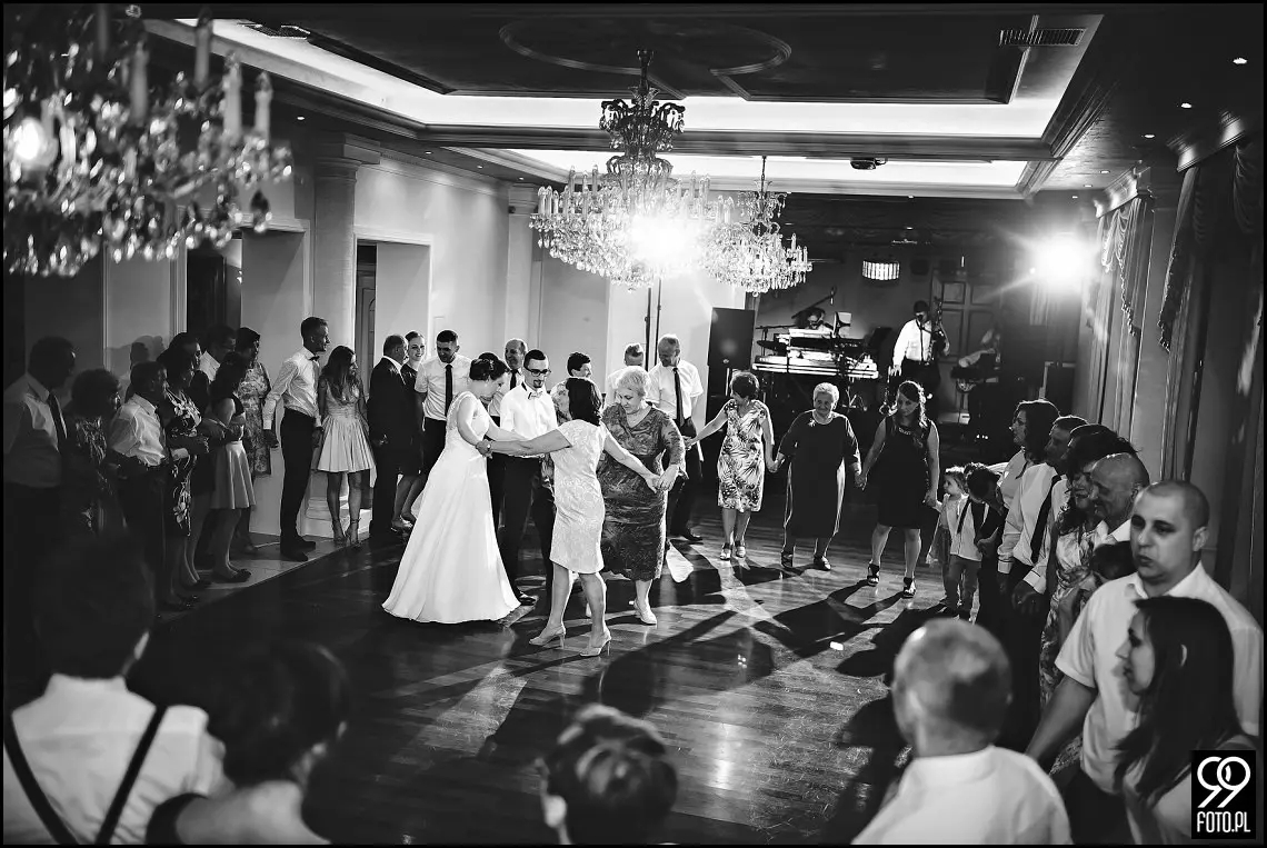 Ślub w Lanckoronie, Restauracja Old Joker Jaroszowice, fotograf na wesele Wadowice
