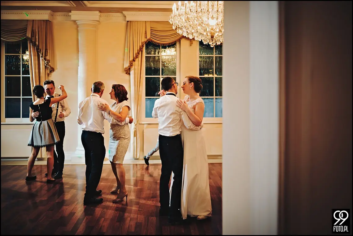 Ślub w Lanckoronie, Restauracja Old Joker Jaroszowice, fotograf na wesele Wadowice