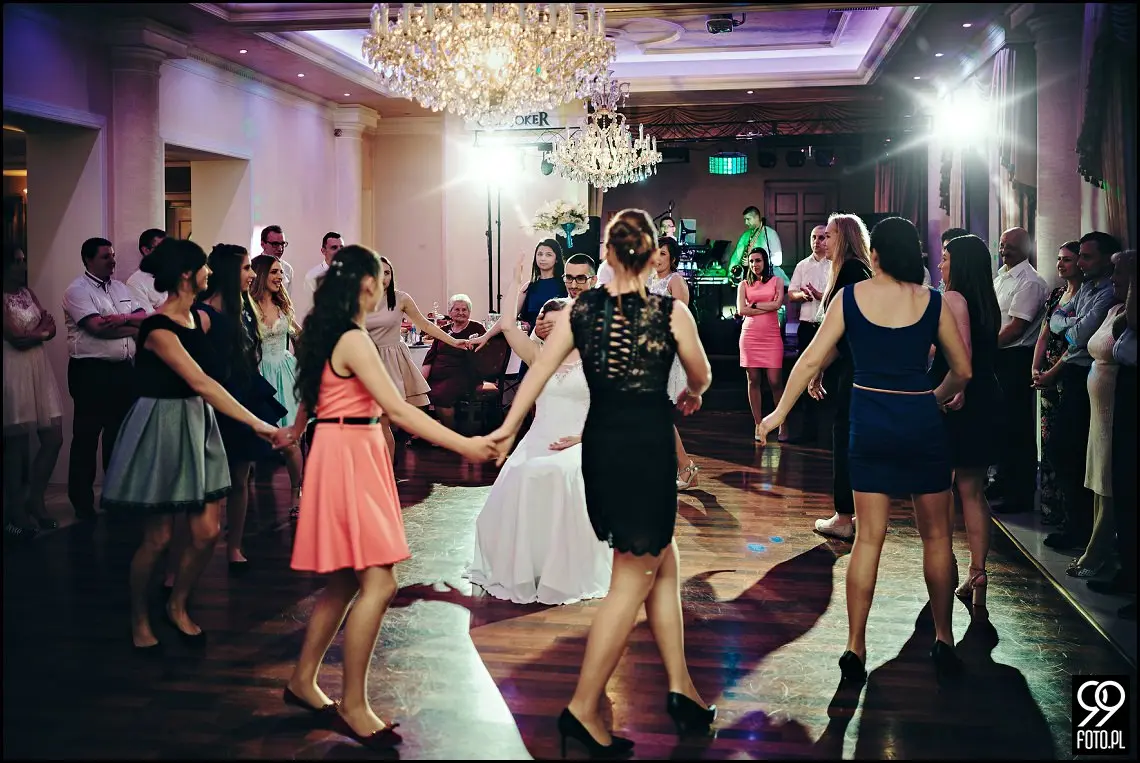 Ślub w Lanckoronie, Restauracja Old Joker Jaroszowice, fotograf na wesele Wadowice