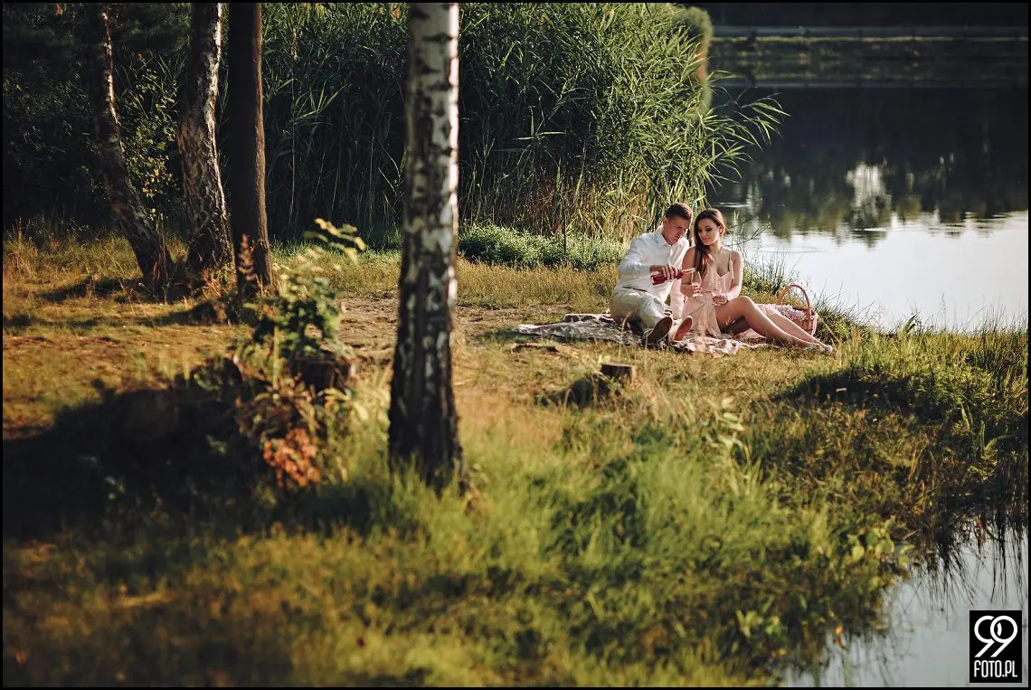 Sesja narzeczeńska w Krakowie, Nadwiślański Park Etnograficzny Wygiełzów, Zamek Lipowiec