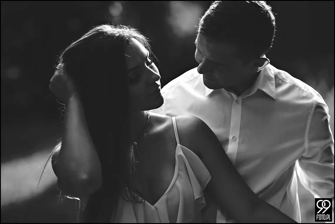 Sesja narzeczeńska w Krakowie, Nadwiślański Park Etnograficzny Wygiełzów, Zamek Lipowiec