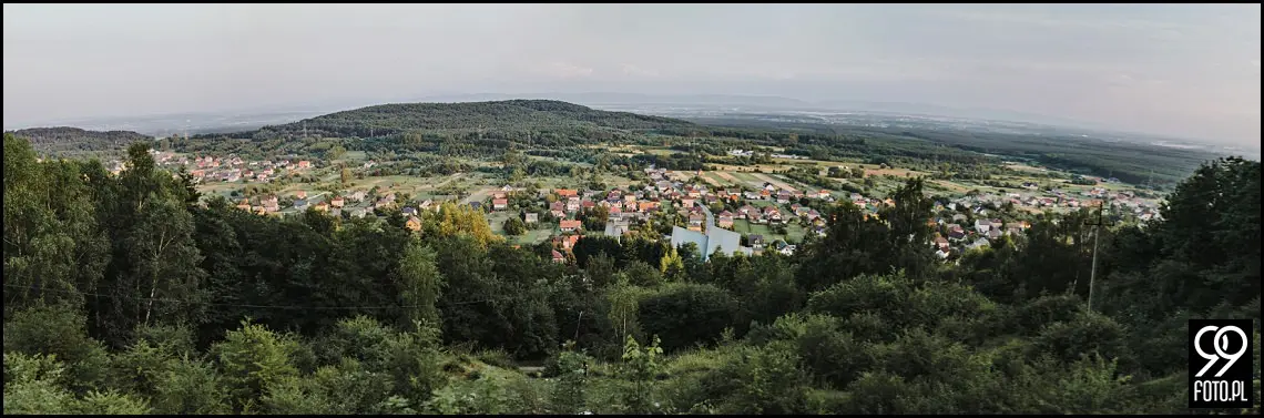 Sesja narzeczeńska w Krakowie, Nadwiślański Park Etnograficzny Wygiełzów, Zamek Lipowiec