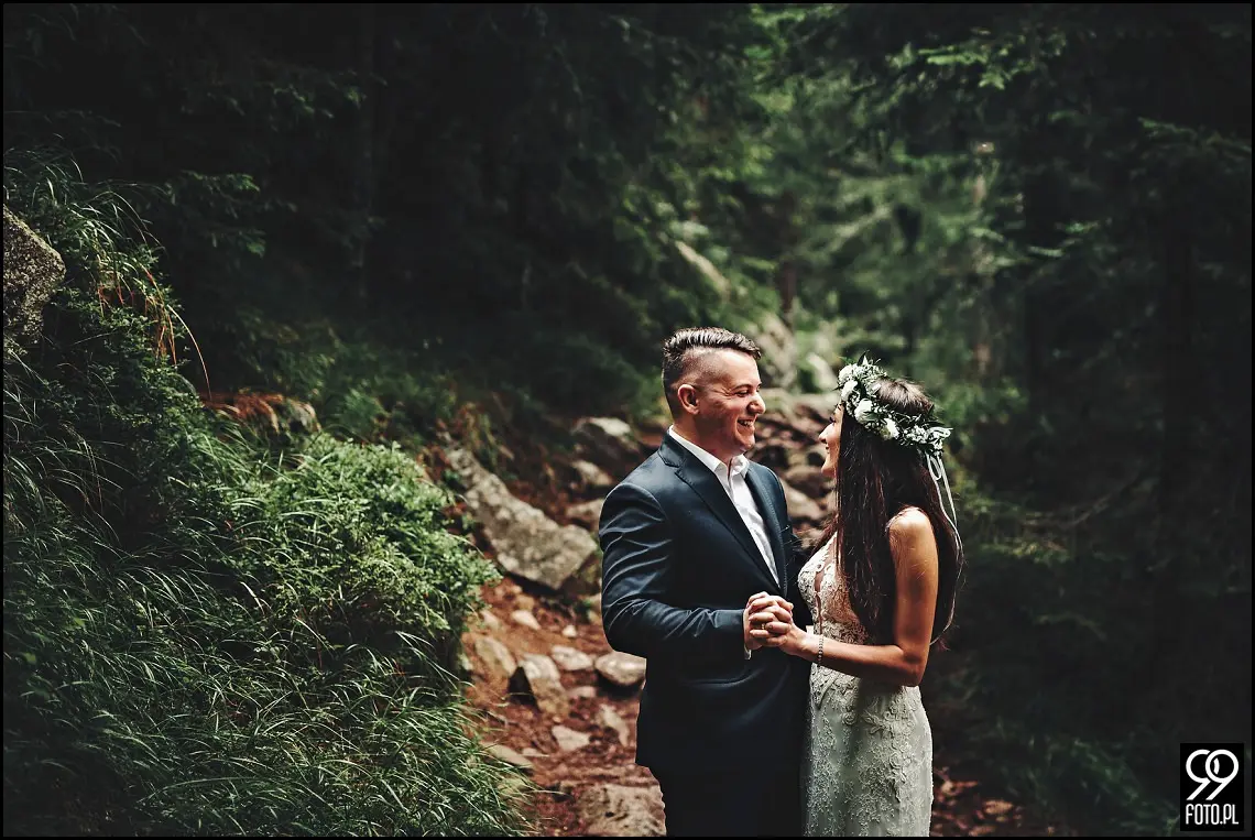 sesja ślubna Popradzki Staw, plener na Słowacji, zdjęcia nad Szczyrbskim Jeziorem