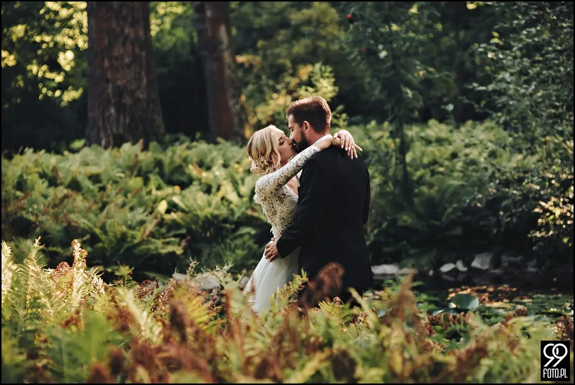 Ogród Botaniczny w Krakowie, ślubna sesja zdjęciowa Kraków, plener ślubny w dzień po ślubie