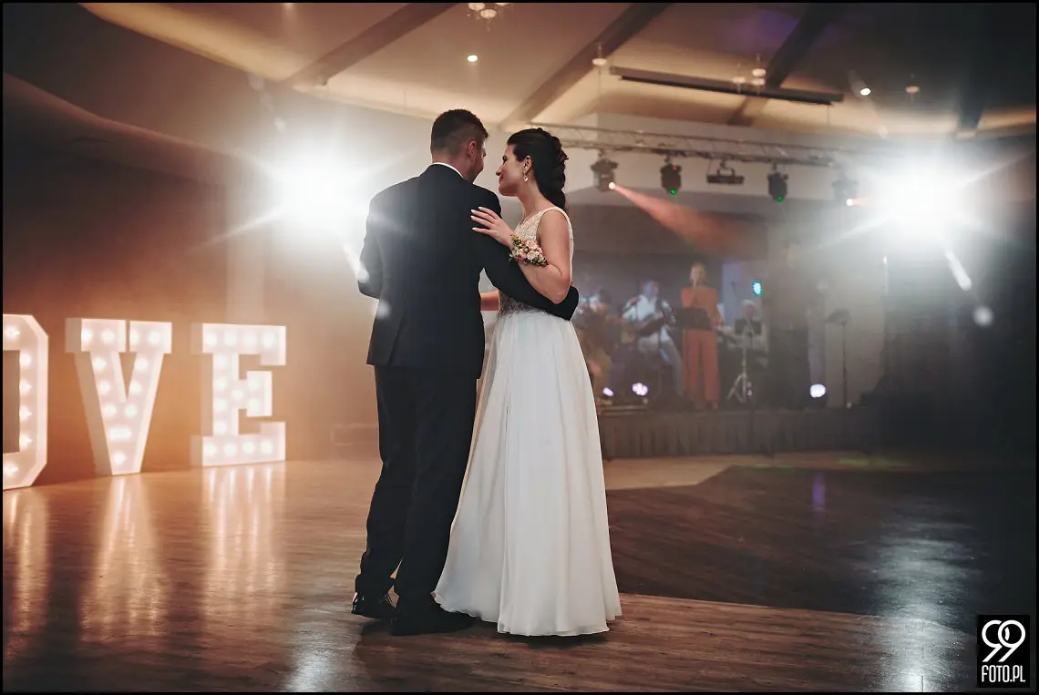 restauracja tiffany wola filipowska, fotograf na ślub krzeszowice, first look na dachu wieżowca