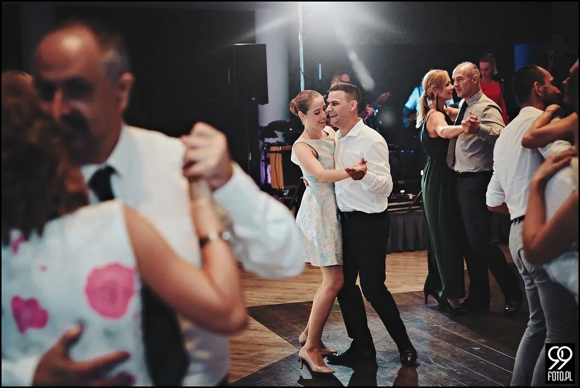 restauracja tiffany wola filipowska, fotograf na ślub krzeszowice, first look na dachu wieżowca