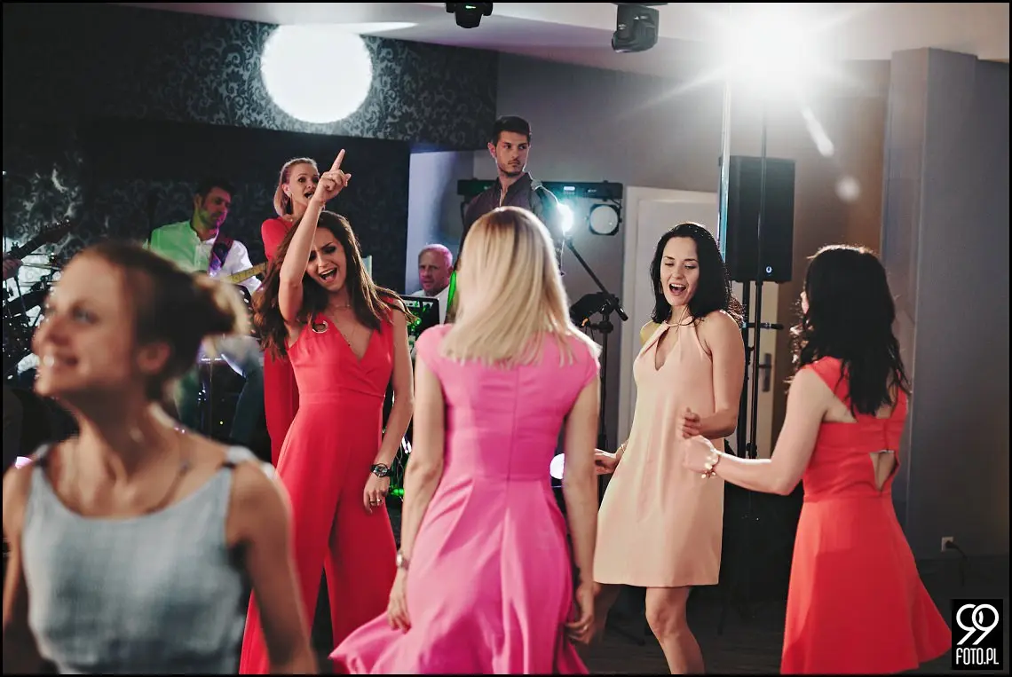 restauracja tiffany wola filipowska, fotograf na ślub krzeszowice, first look na dachu wieżowca