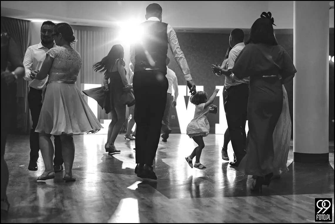 restauracja tiffany wola filipowska, fotograf na ślub krzeszowice, first look na dachu wieżowca