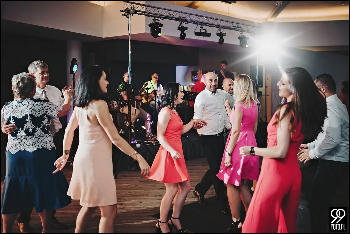 restauracja tiffany wola filipowska, fotograf na ślub krzeszowice, first look na dachu wieżowca